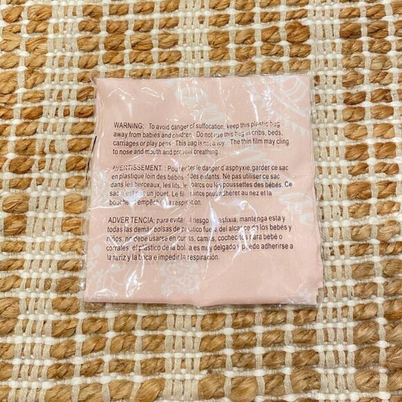 Brand New Tito’s Handmade Vodka Pink Bandana - Picture 7 of 8